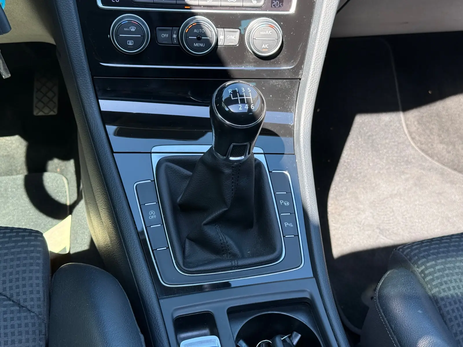 Volkswagen Golf VII Variant 1.4TSI Highline|Panorama|Xenon|