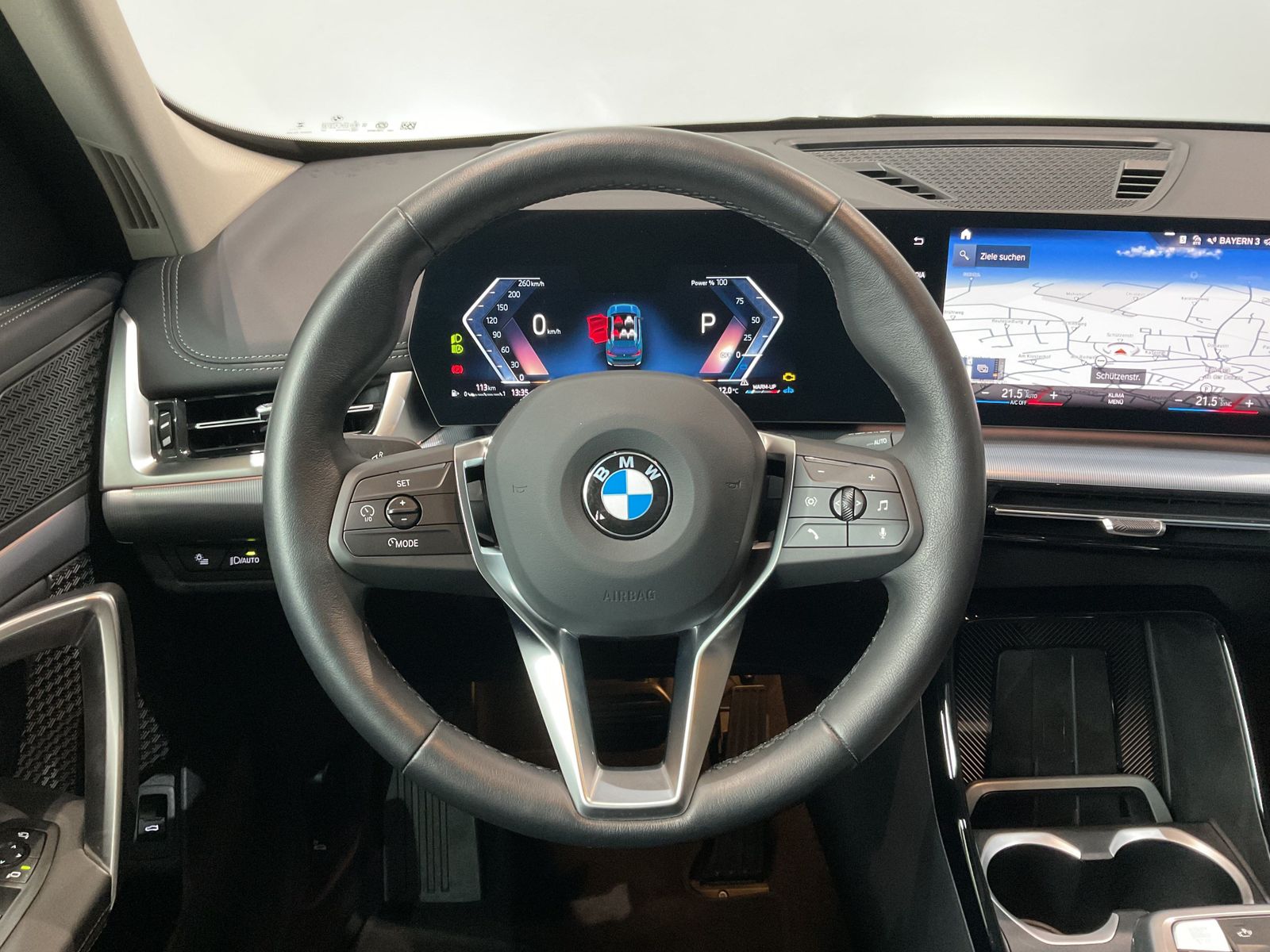 Fahrzeugabbildung BMW X1 sDrive18i xLine Head-Up Komfortzugang