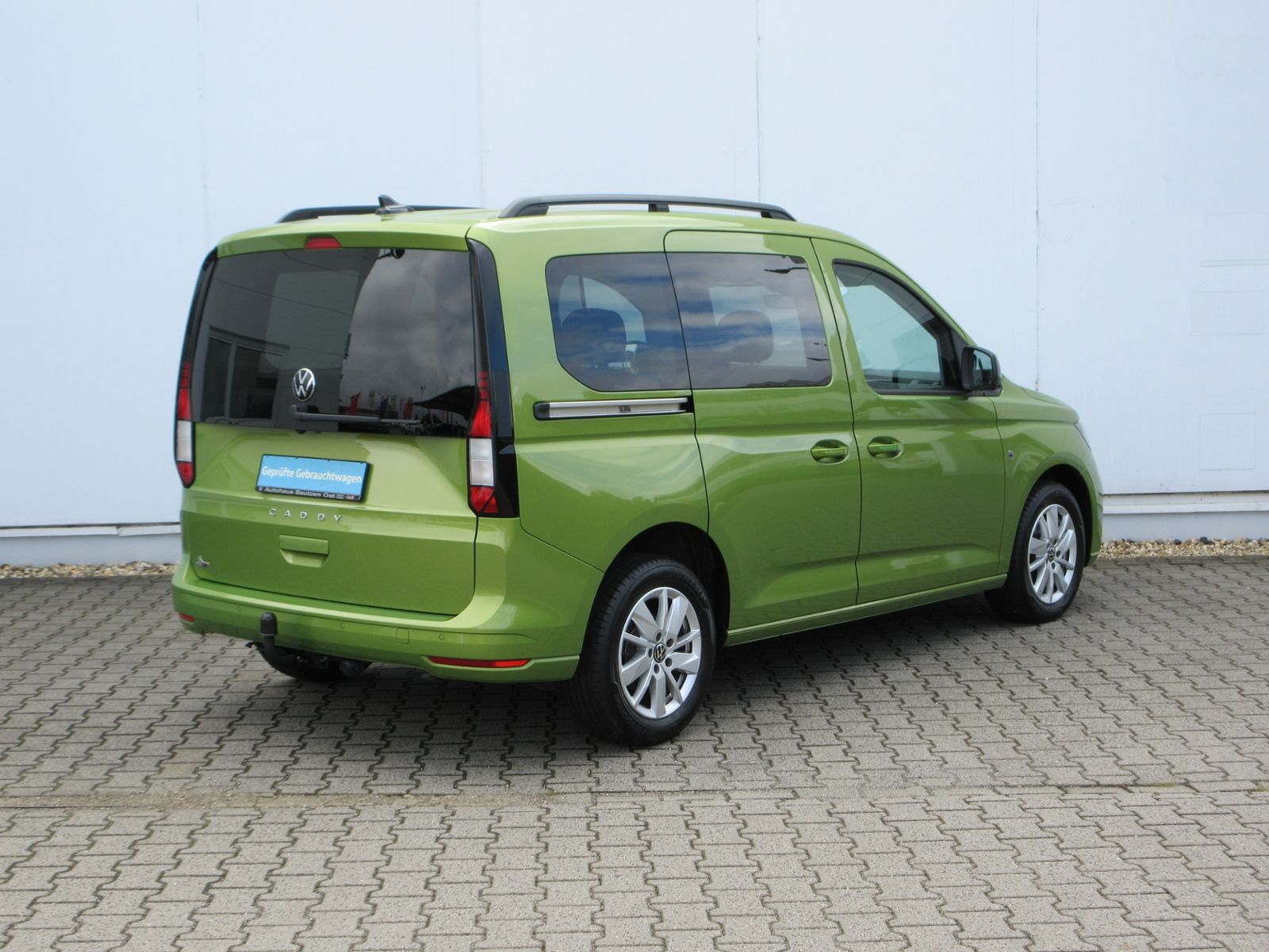 Caddy 2.0 TDI Life 5-SITZER/AHK/LED/16-ZOLL/APP-