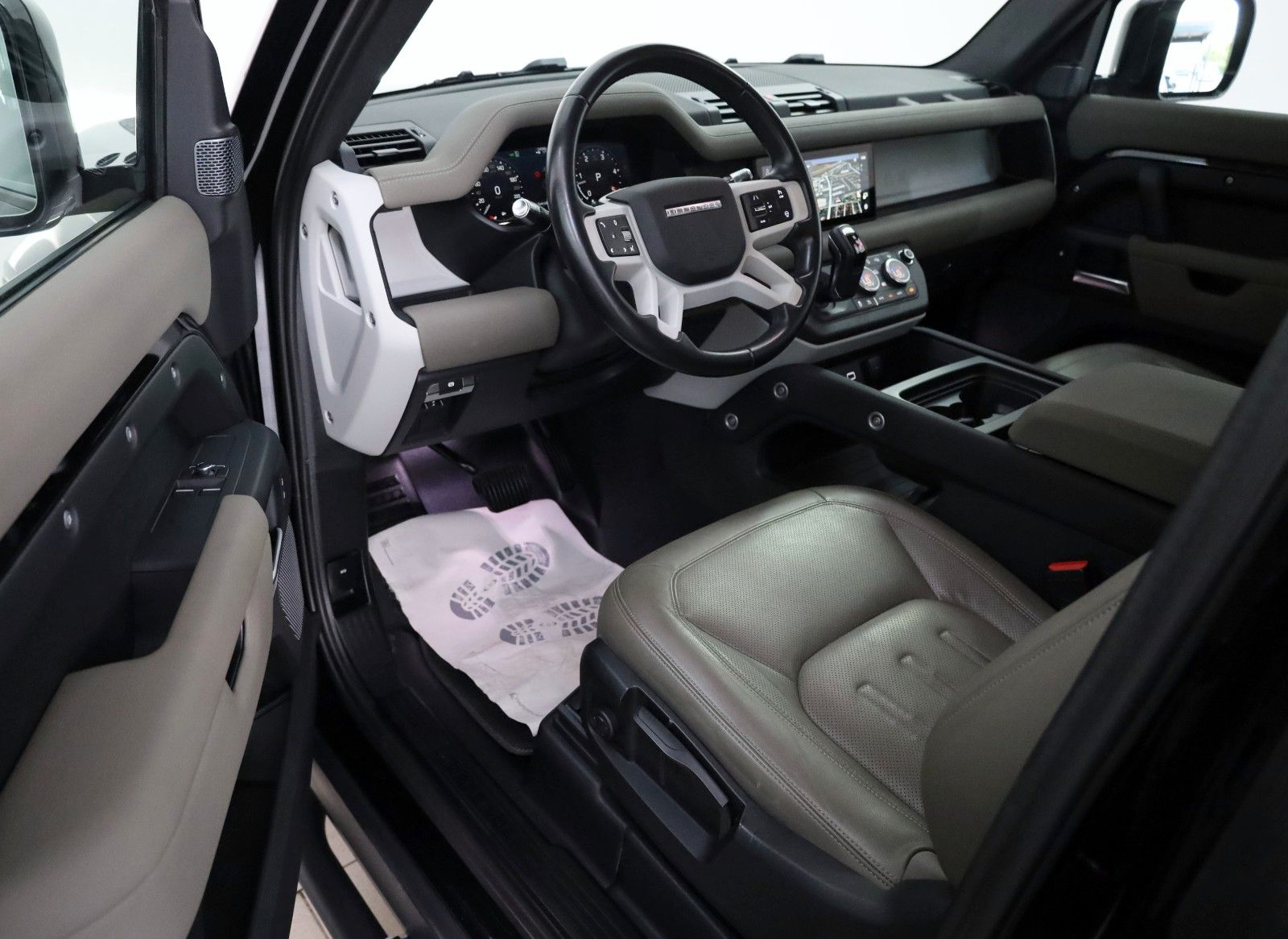 Fahrzeugabbildung Land Rover Defender 90 S,Leder,Navi,Standhzg,Winter-Pak,AHK
