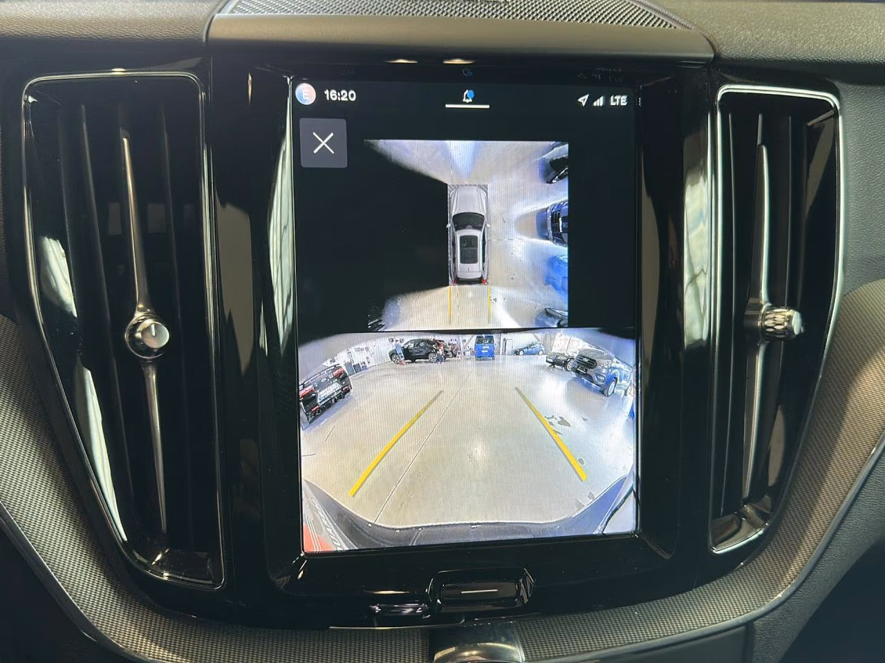Volvo XC60 XC 60 Plus Dark AWD Bluetooth LED Klima, миниатюра 9