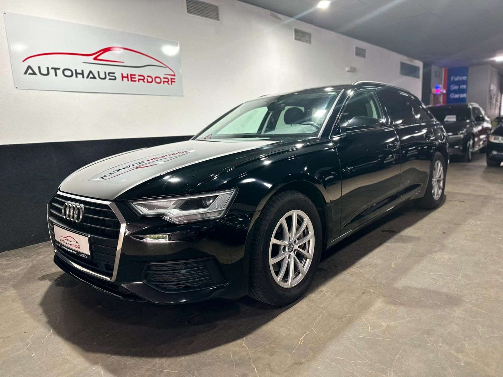 Audi A6 - 1