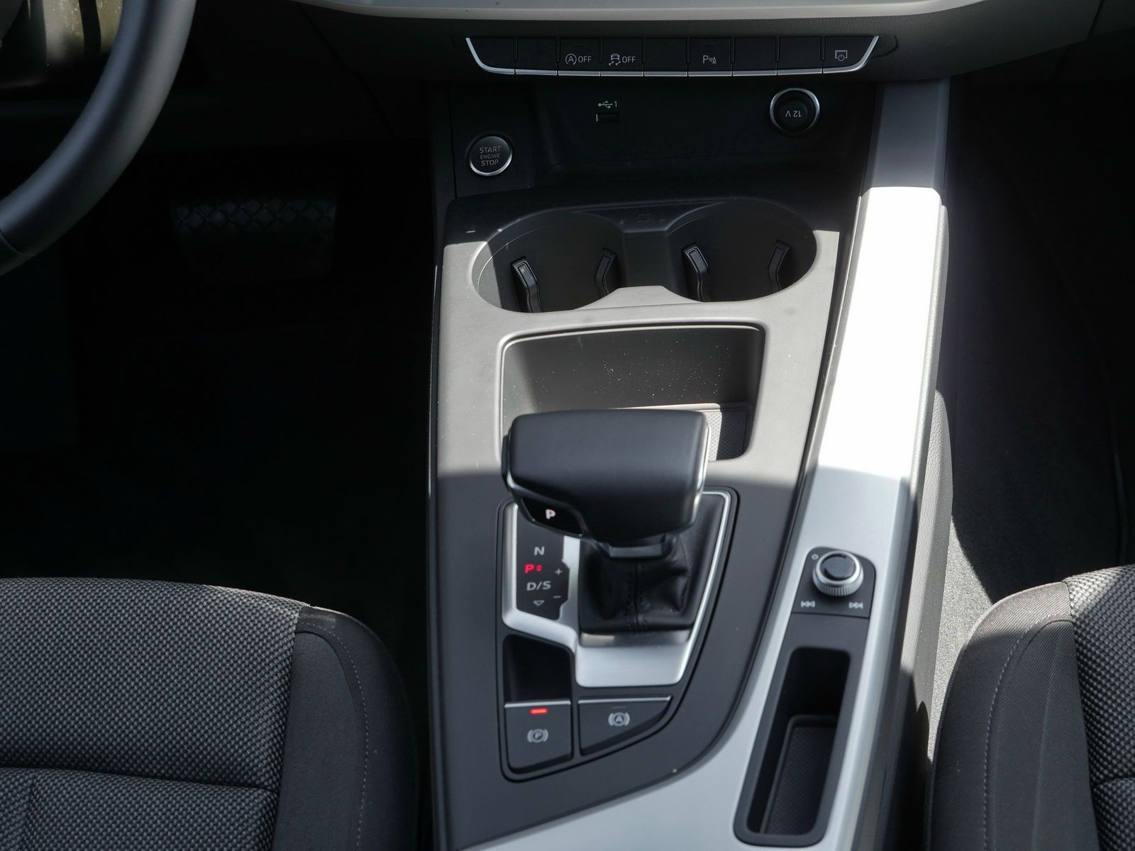 Audi A4 - Bild 7