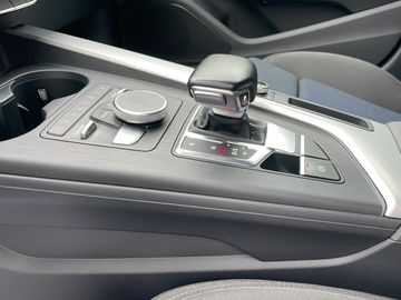 Fahrzeugabbildung Audi A5 40 TDI SportS tronic