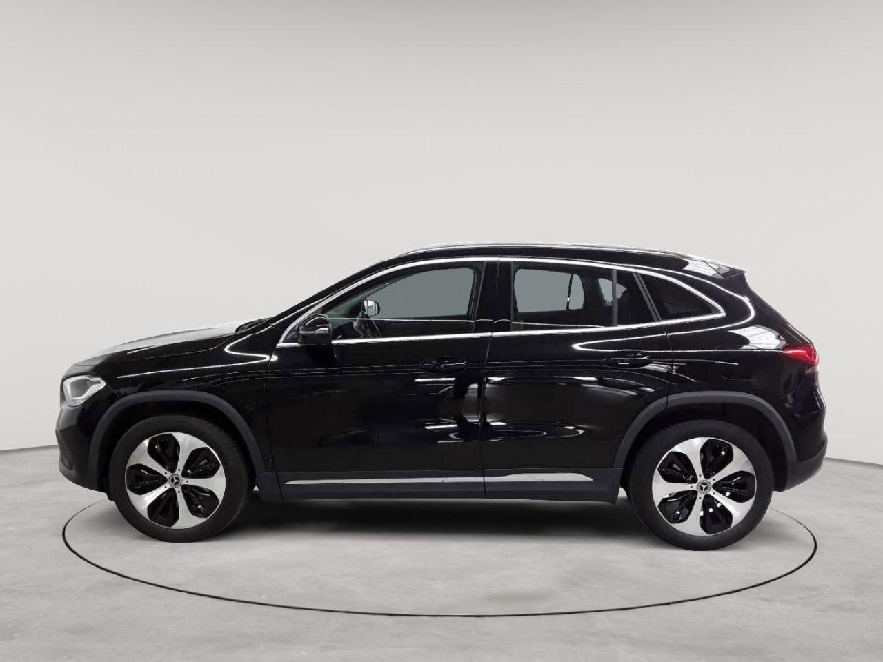 Mercedes-Benz GLA 250-Progressive BusiP PANO KAM StHz