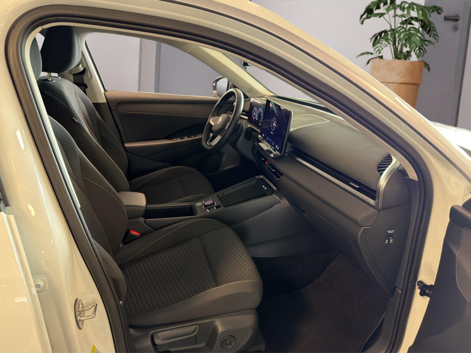 Volkswagen T-Roc Life 1.5 eTSI DSG ACC APP Kamera, миниатюра 14
