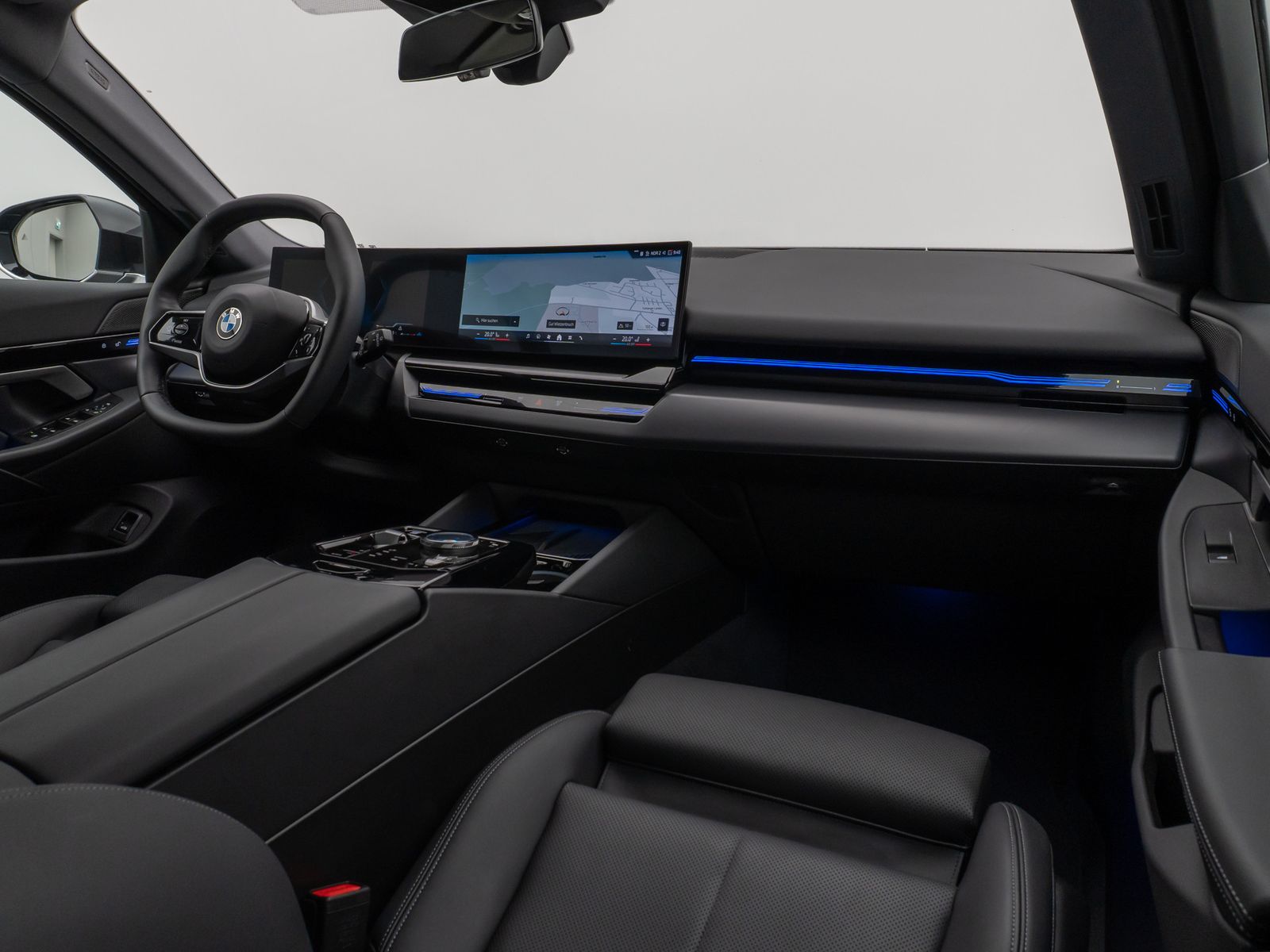 Fahrzeugabbildung BMW 520d Kamera DAB DrivingAssist Sport LED 18Zoll