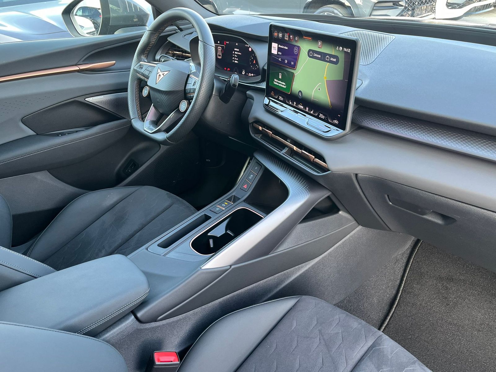 Fahrzeugabbildung CUPRA Terramar 2.0 TSI 4D VZ HUD*MATRIX*PANO*DCC*20"