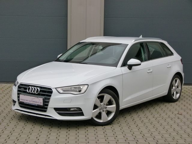 Audi A3 Sportback quattro Xenon PDC Keyless Navi