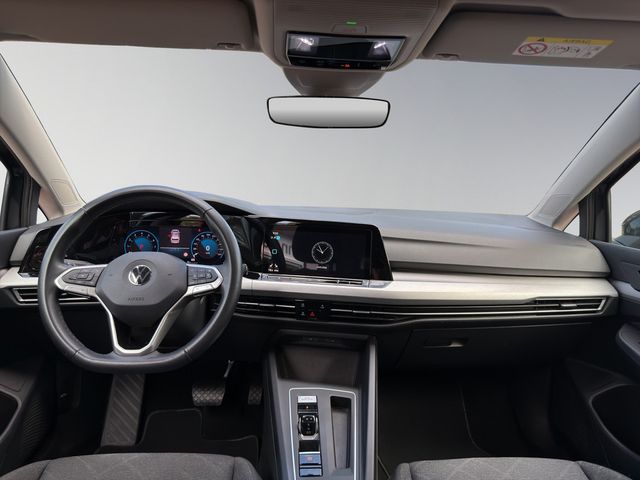 Golf VIII 1.0 eTSI Life DSG NAVI ACC STANDHZ LED