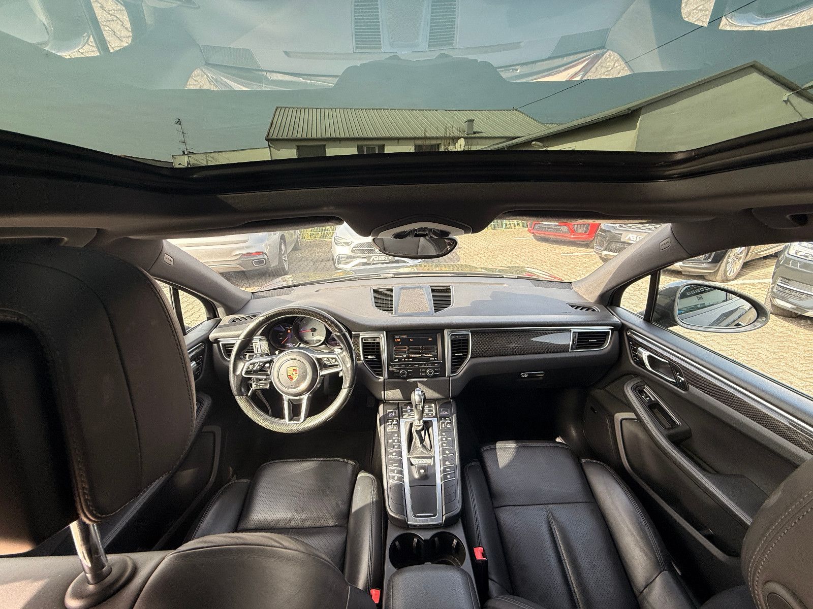 Fahrzeugabbildung Porsche Macan S Diesel/PANO/360°/MEMORY/SOUND/SHZ