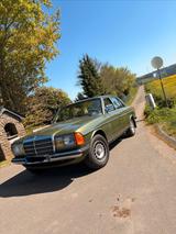 Mercedes-Benz Mercedes W 123 200 - Mercedes-Benz 200: W123
