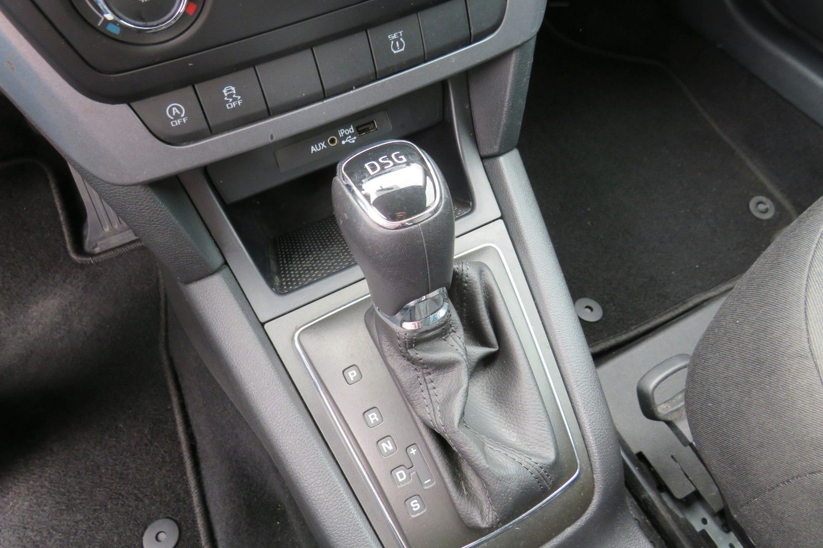 Fahrzeugabbildung SKODA Yeti Cool Edition TSI DSG AHK PDC GRA 1.HAND