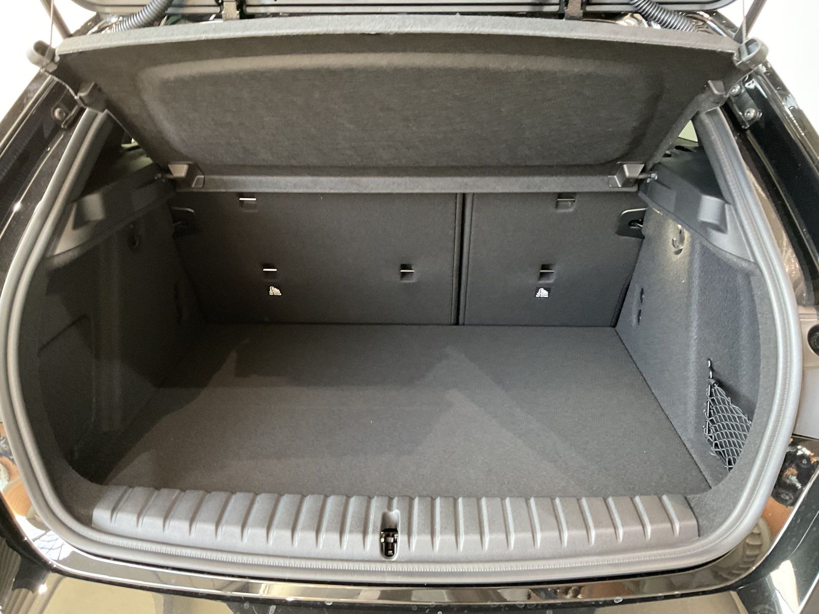 Fahrzeugabbildung BMW 120 M Sport M Sportpaket Head-Up HK HiFi DAB