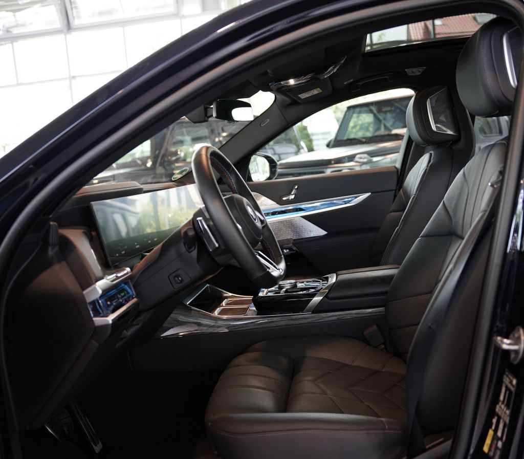 Bmw I7