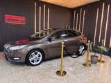 Ford Focus Lim. Business Aut. 1.Hand - Ford Focus Gebrauchtwagen in Dortmund