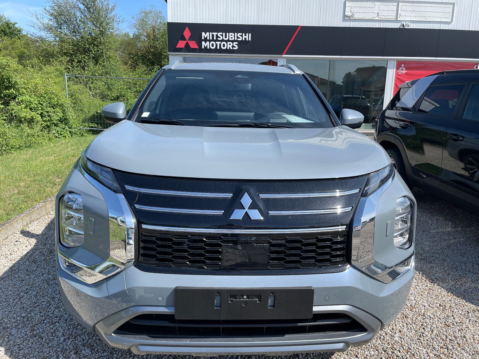 Mitsubishi Outlander 2.4 PHEV 4WD Top imagem 2