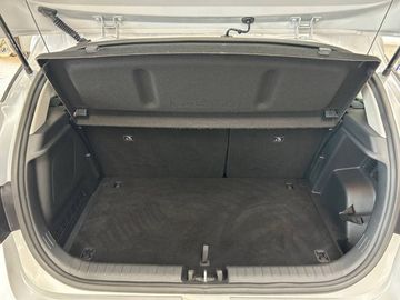 Hyundai i20 - 12