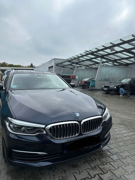 Image of BMW 530