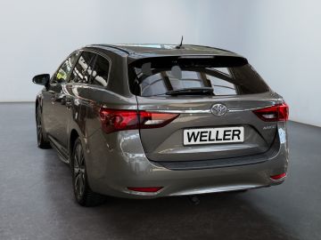Toyota Avensis - 7