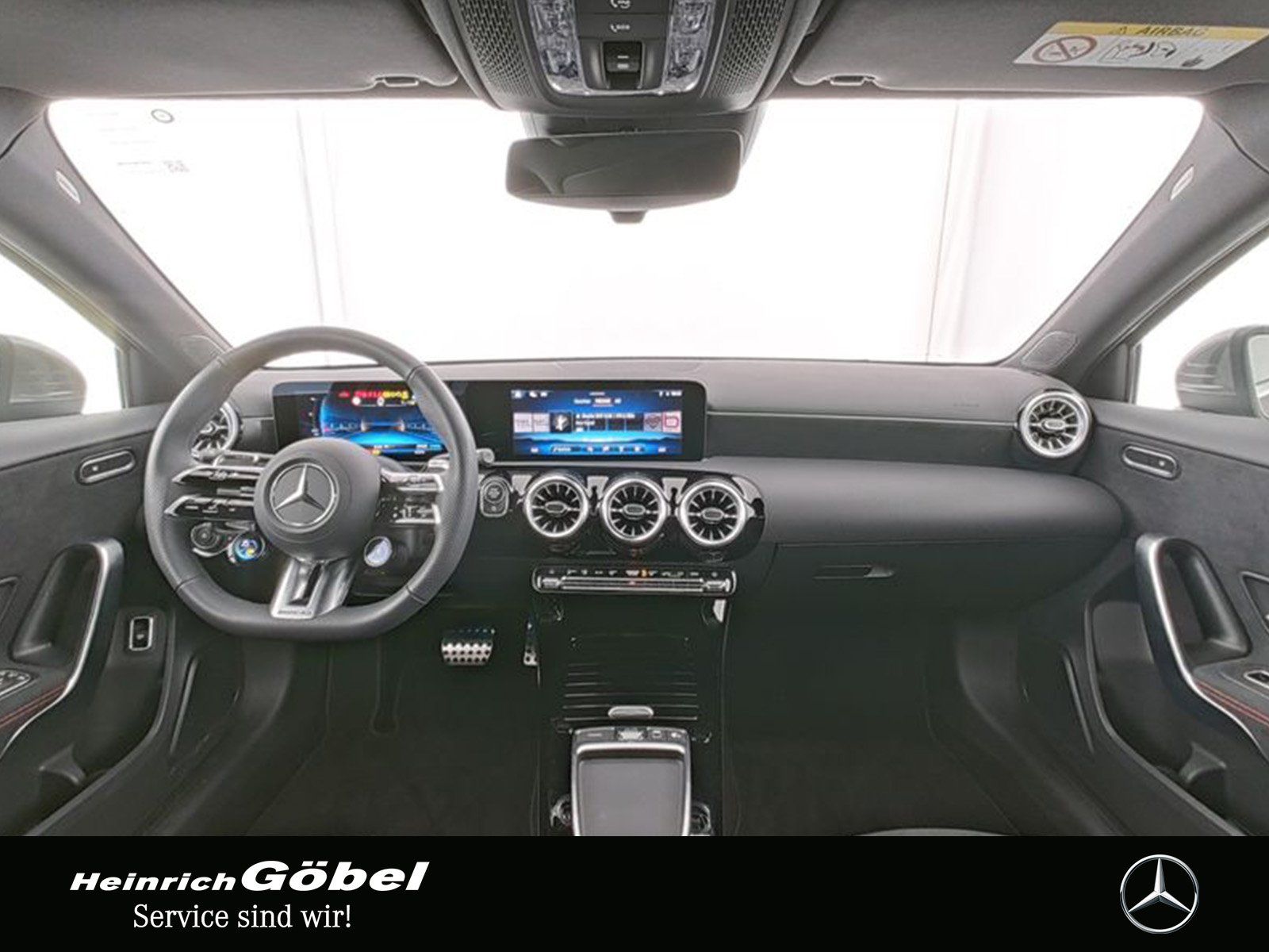 Fahrzeugabbildung Mercedes-Benz A 35 4M Lim. PANO+MULTIBEAM+KAMERA+AMBIENTE+NAVI