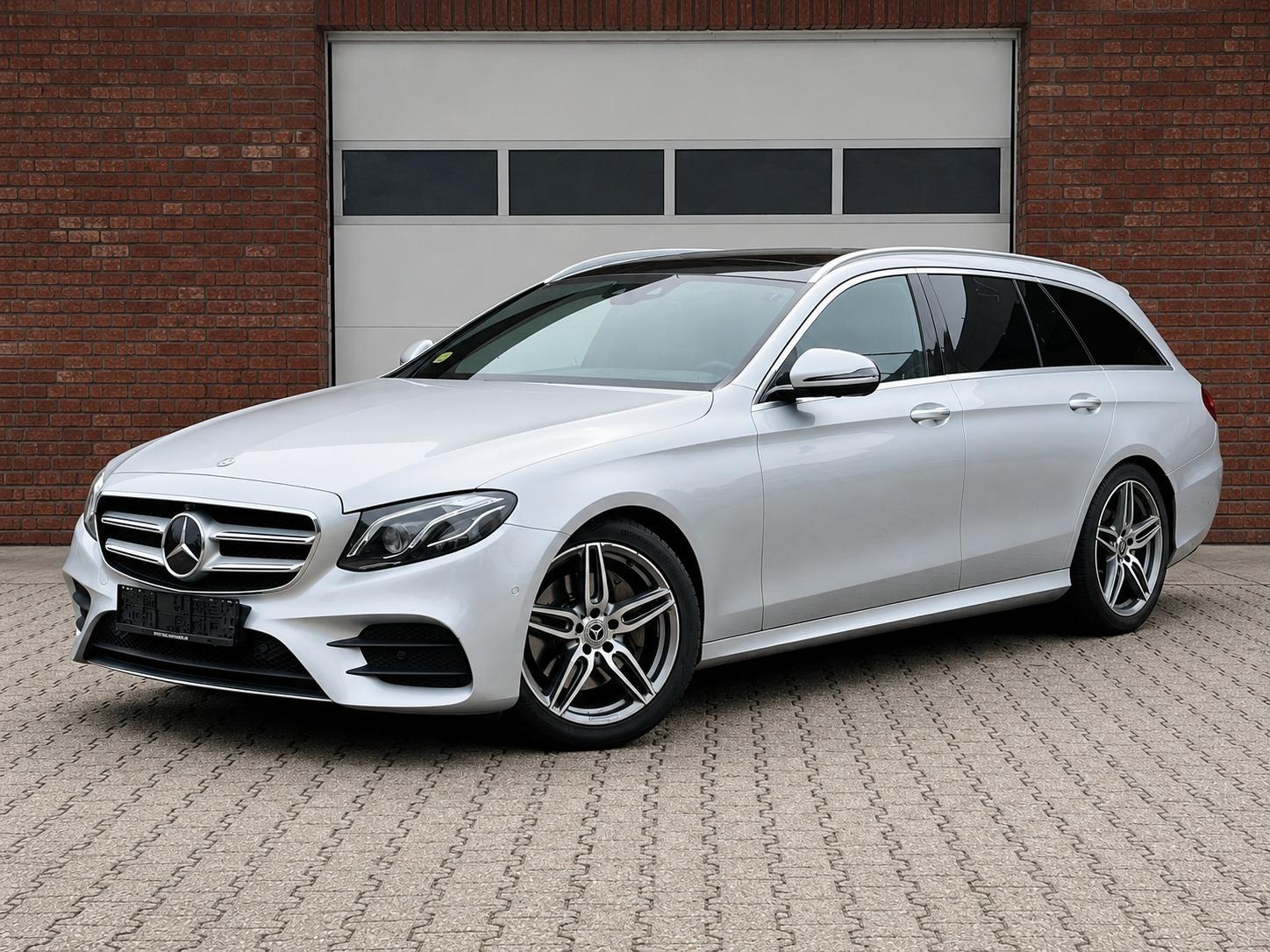 Mercedes-Benz E 220 AMG Panorama HeadUp Sportsitze
