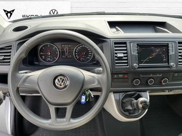 Volkswagen T6 Transporter - 12