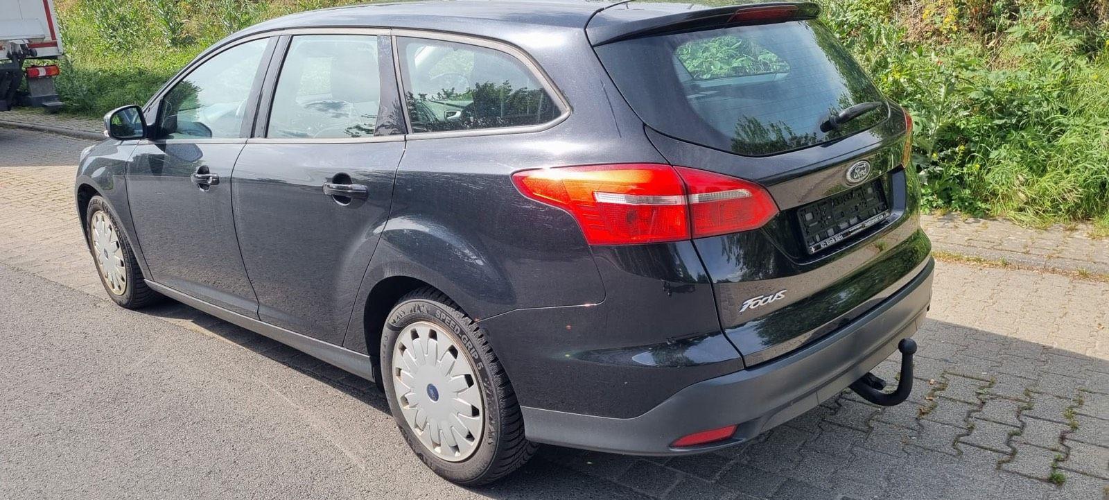 Ford Focus 2015 — photo 7