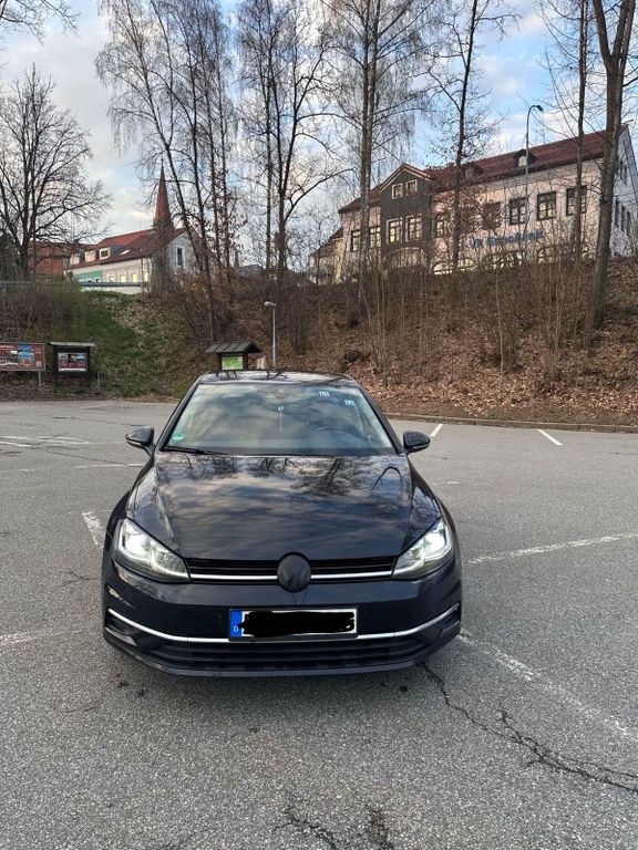 Image of Volkswagen Golf