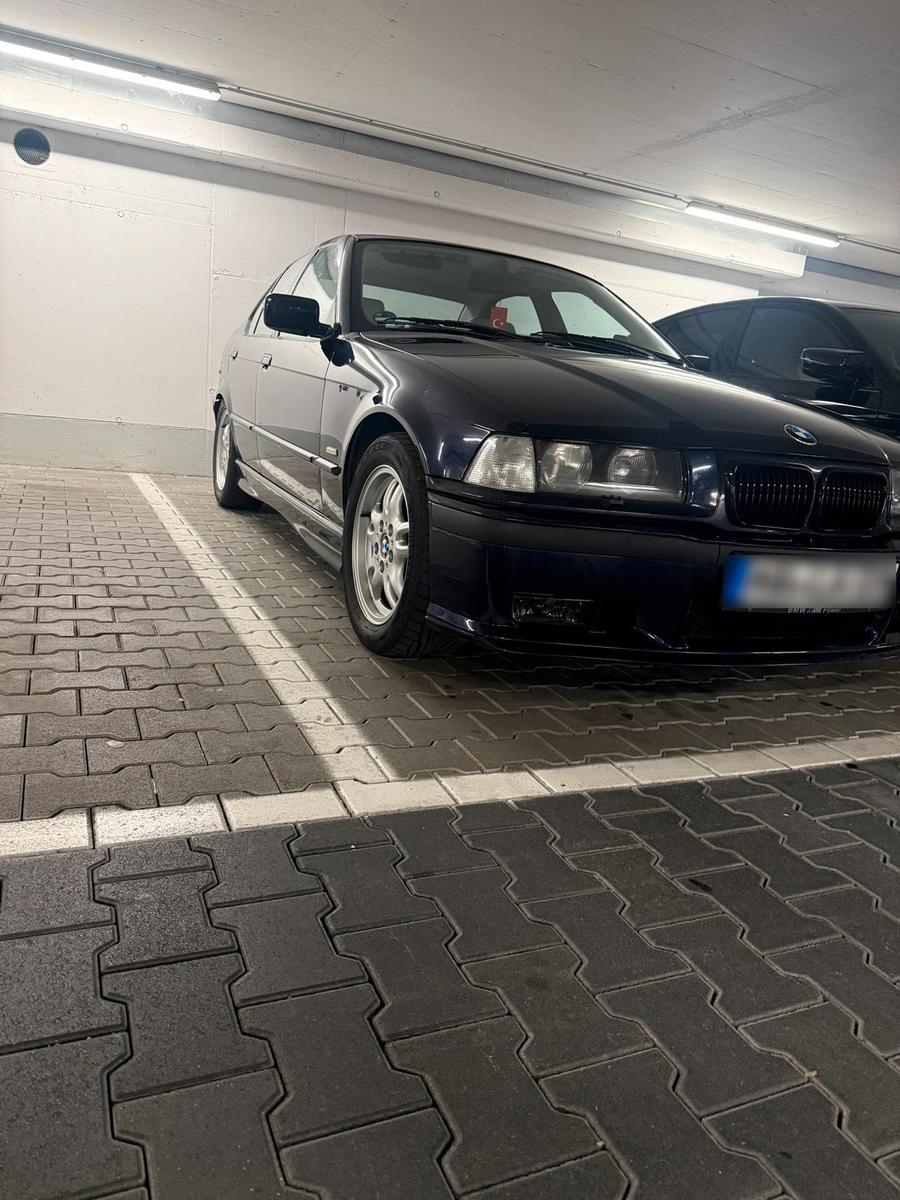 BMW 328