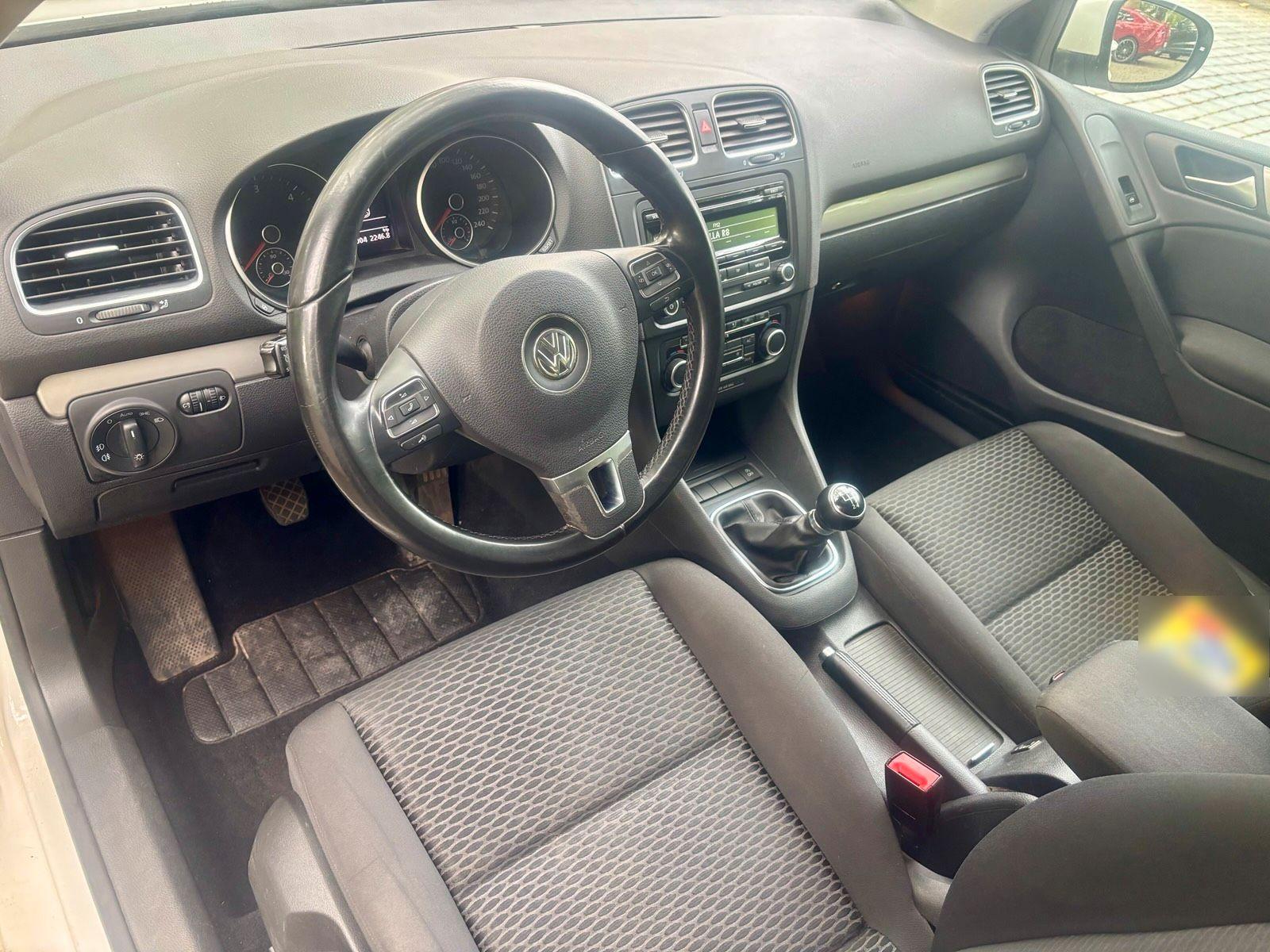 Volkswagen Golf 2012 — photo 12