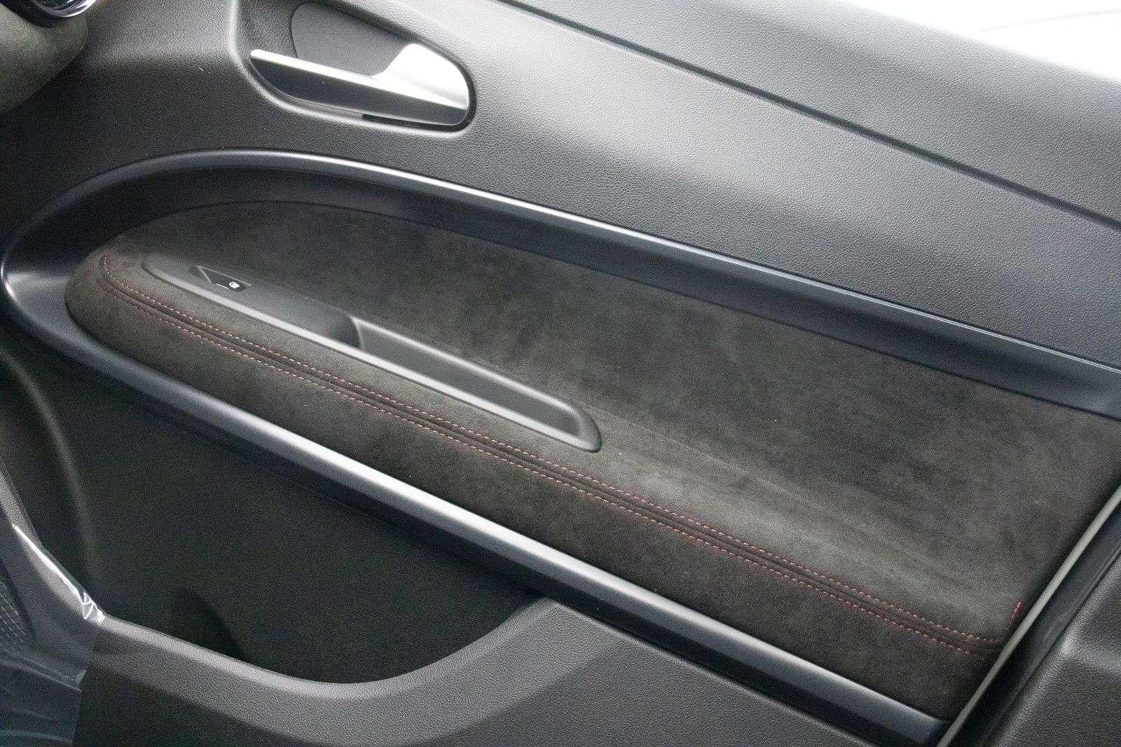 Fahrzeugabbildung Alfa Romeo Junior Q4 Ibrida 1.2 VGT  Prem+Tech+Sport-Paket