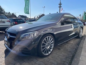 Fahrzeugabbildung Mercedes-Benz C 300 Coupe AMG Line Pano RFK Burmester uvm.