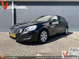 Volvo V60 1.6 T3 Kinetic | Leder | klima | Cruise | Na - Volvo V60 Kinetic mit Benzin-Antrieb