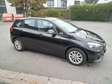 BMW 216 - 4