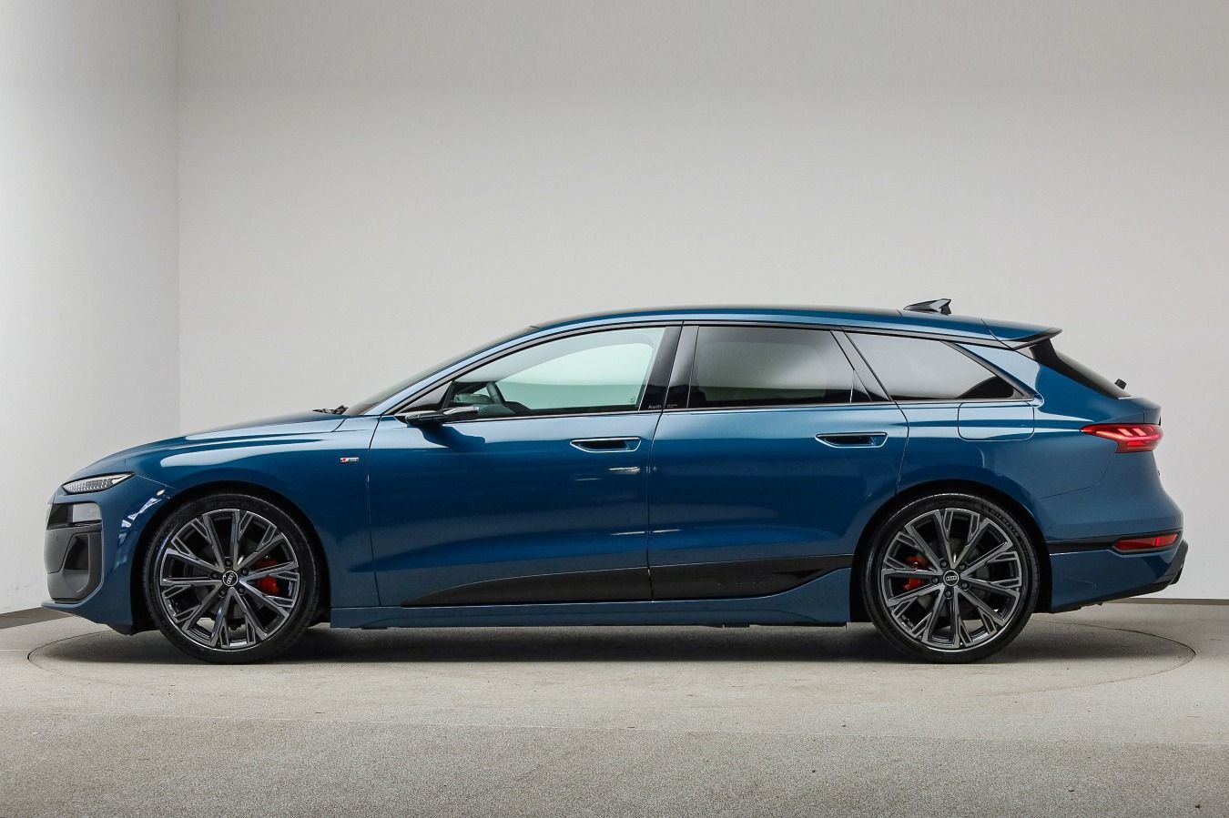 Audi A6 Avant e-tron S-LINE*EDITION-ONE-BLUE*MATRIX*H imagem 3