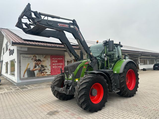 Fendt 718 Vario Profi plus RTK Unfall