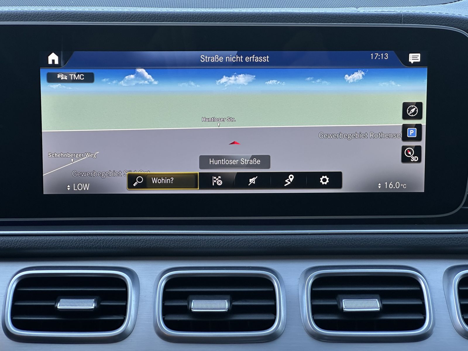 Fahrzeugabbildung Mercedes-Benz GLE 350d 4Matic AMG-Line NAV+LED+AHK+PANO+DISTRO
