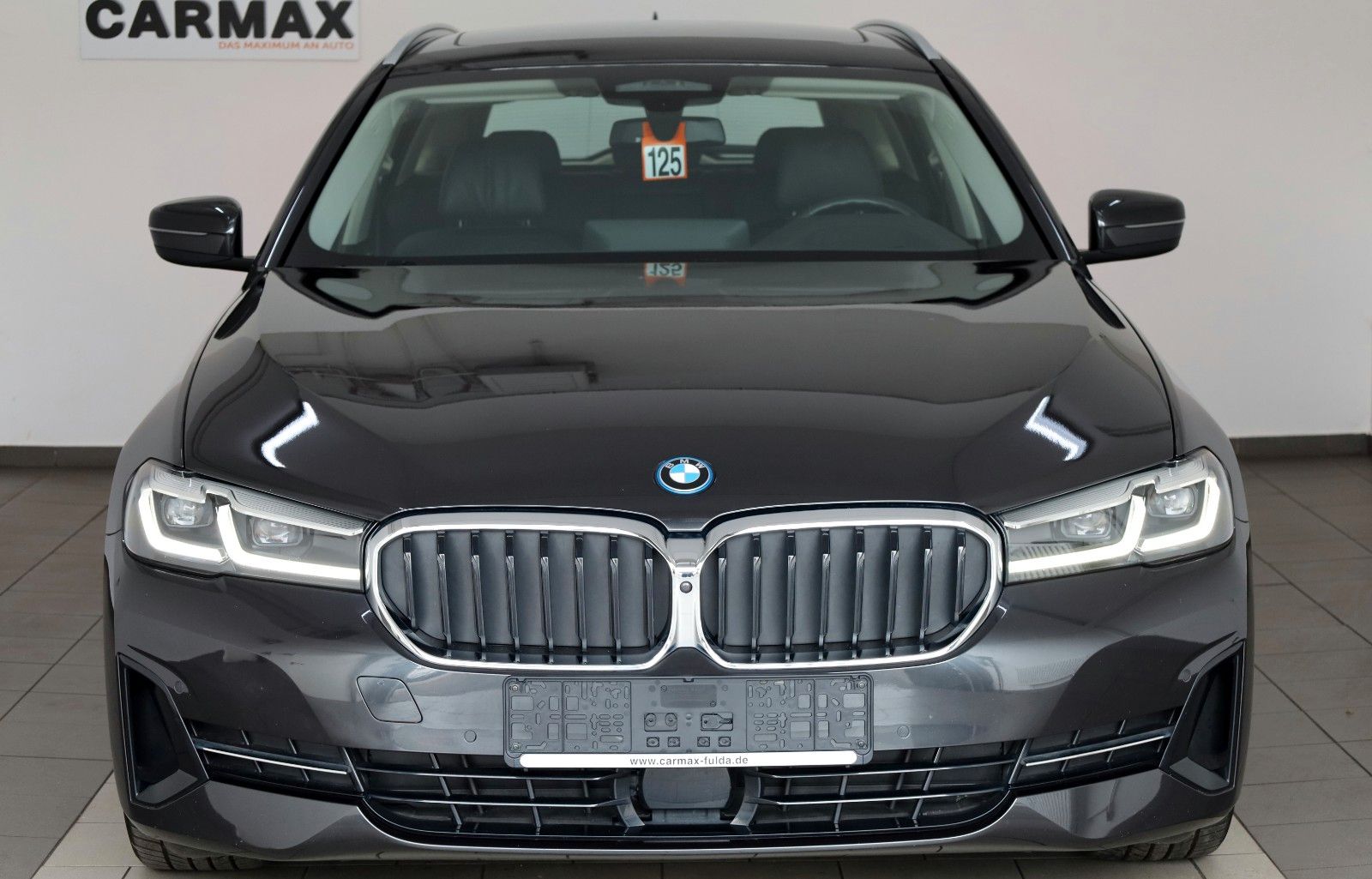 Fahrzeugabbildung BMW 530e xDrive Touring Leder,Navi,LED,HUD,Panorama