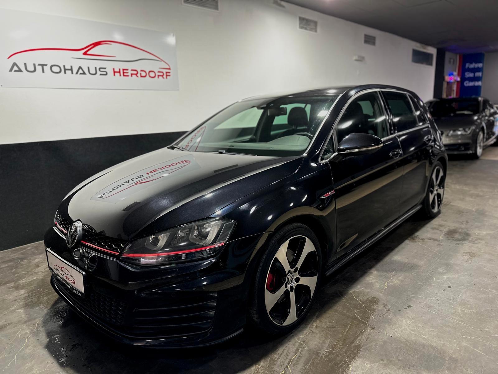 Volkswagen Golf VII Lim. GTI /DSG/ Bi Xenon/ Navi/ R-Kamera