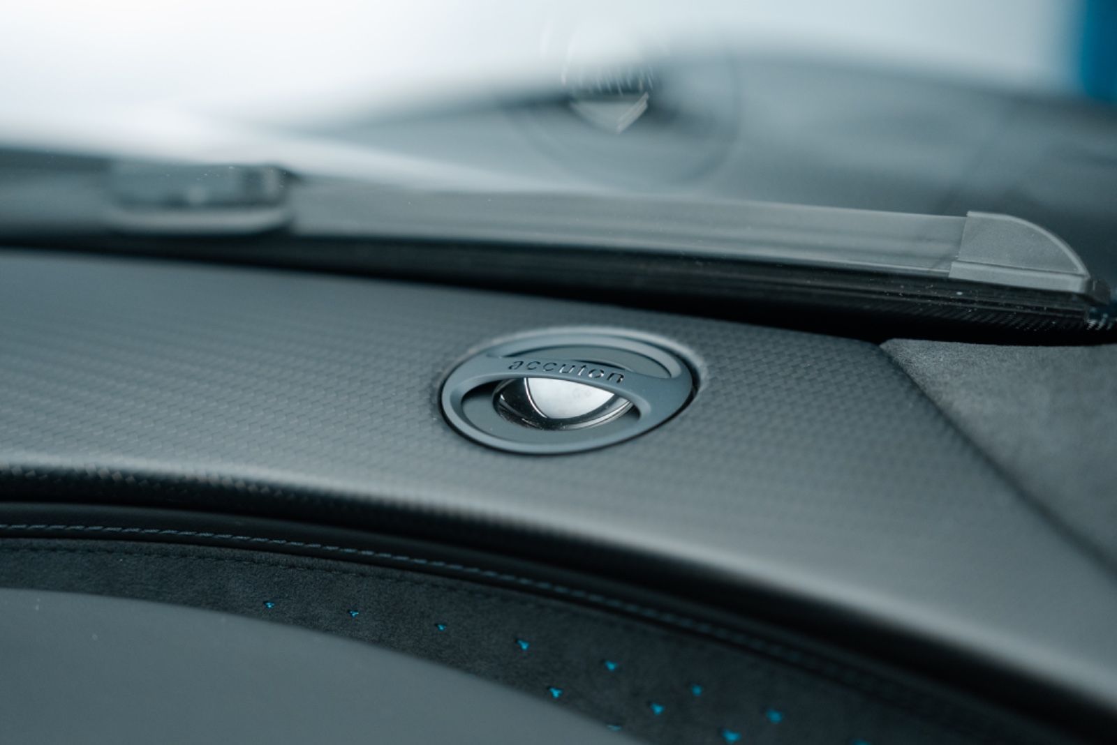 Fahrzeugabbildung Bugatti Chiron Pur Sport 1of60/SKY VIEW