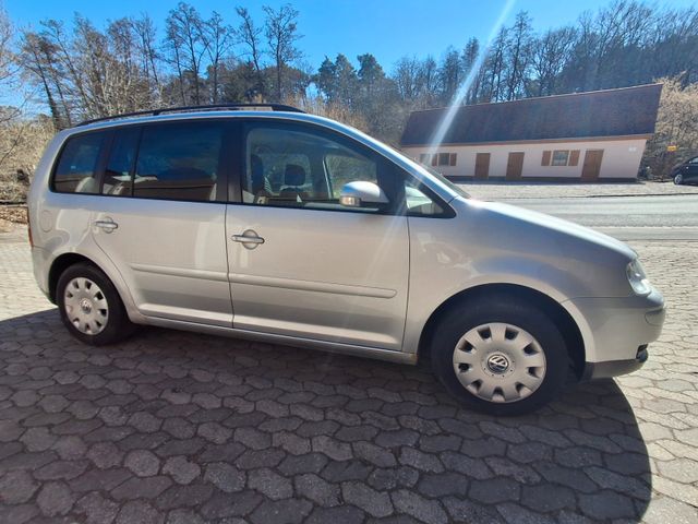 Volkswagen Touran Trendline HU 07/2026 Klima SH