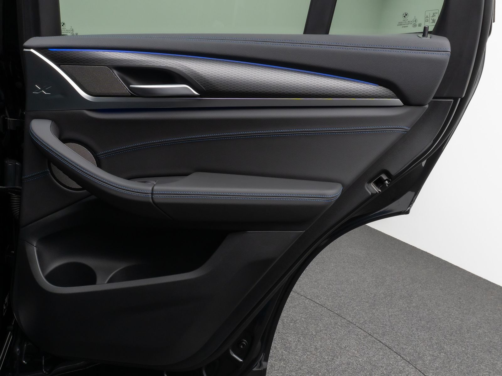 Fahrzeugabbildung BMW X3 M40i Panorama Laser 360°HUD DAB H/K Komfort