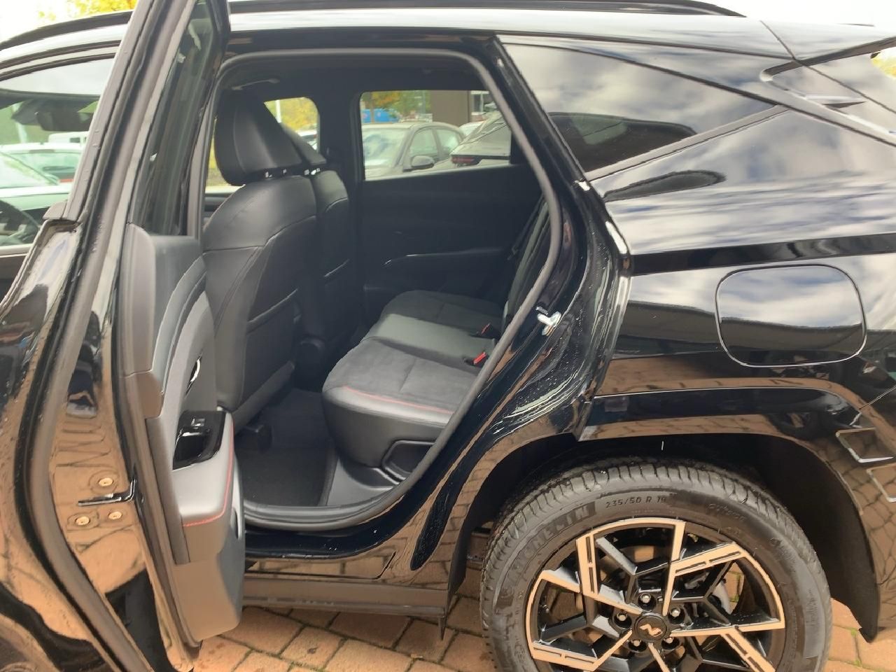 Fahrzeugabbildung Hyundai TUCSON N Line Blackweeks bis 30.11.