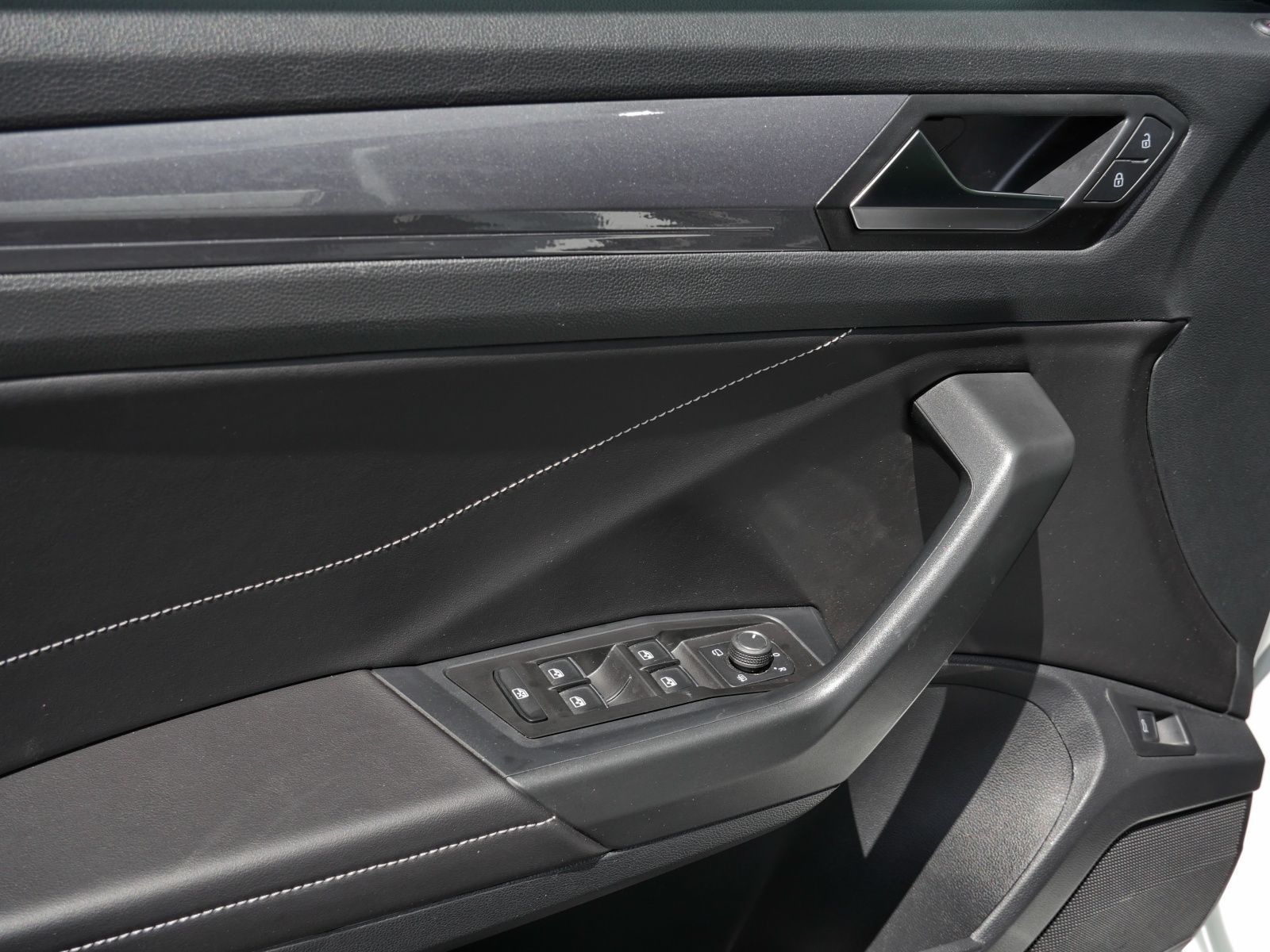 Volkswagen T-Roc - Bild 22
