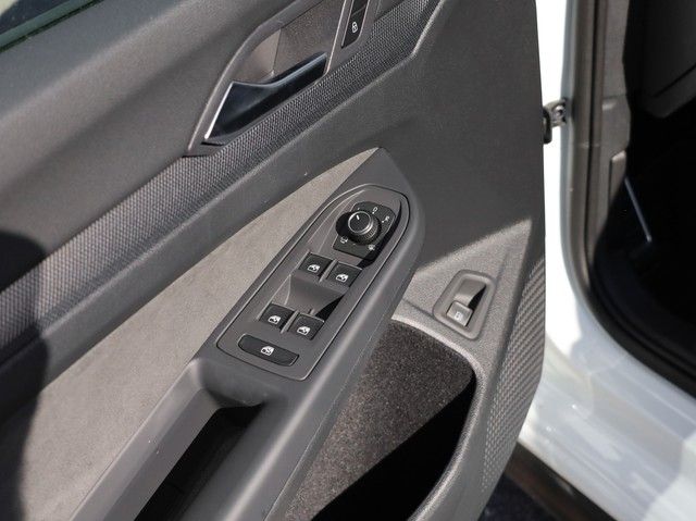 Volkswagen Golf - Bild 12