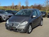 Mercedes-Benz A 180 Avantgarde Facelift|Schiebedach| - gebrauchte Mercedes-Benz A 180 mit Facelift