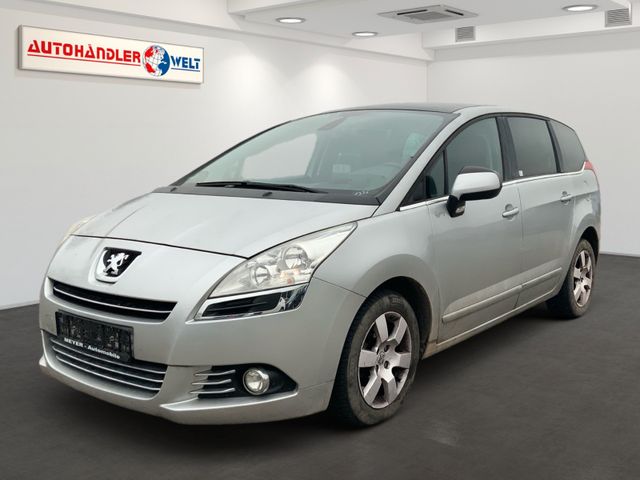 Peugeot 5008 1.6 HDi 7-Sitzer  Dual-AAC SHZ PDC AHK Temp