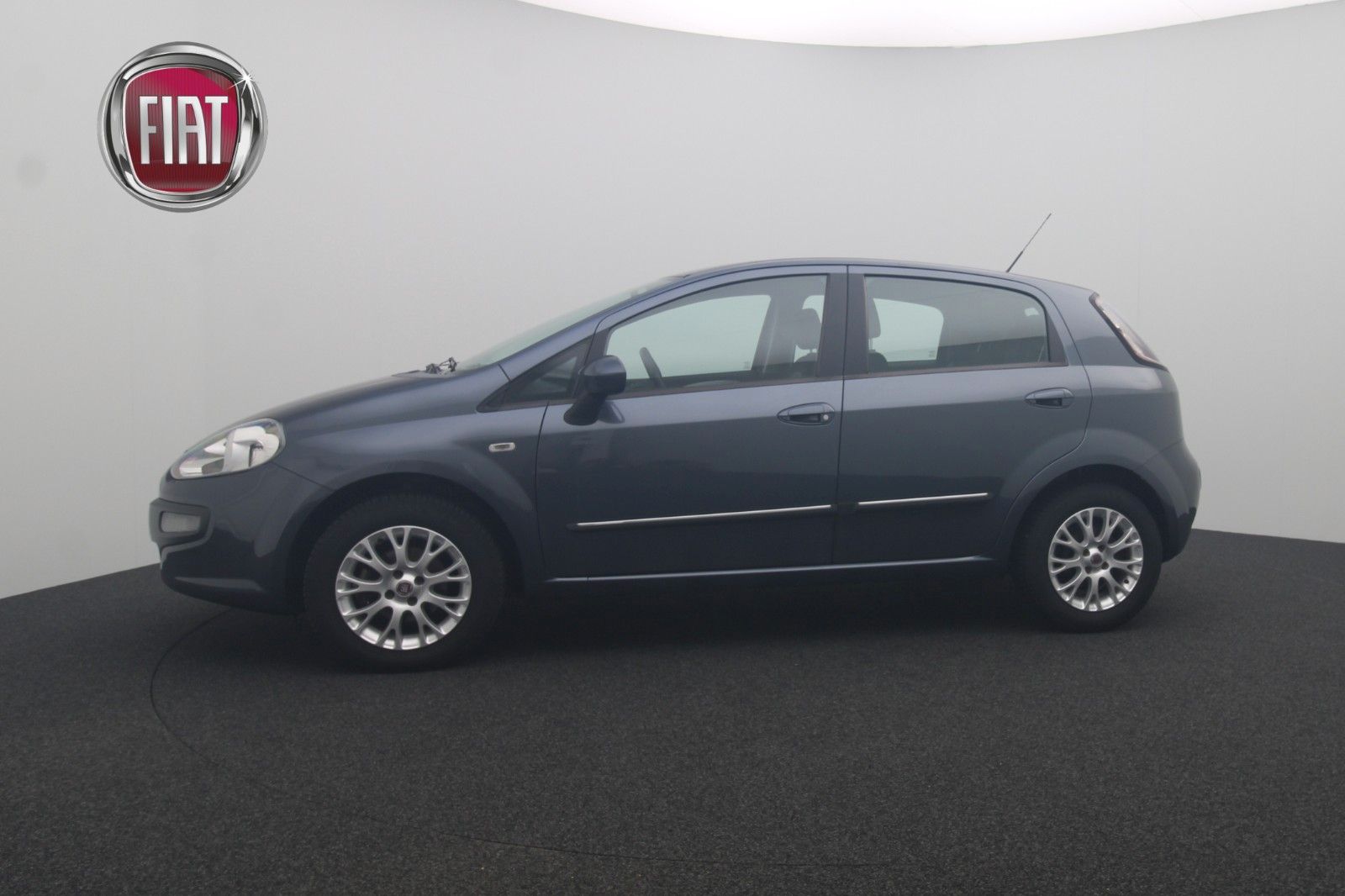 Fahrzeugabbildung Fiat Punto Evo 1.4 Dynamic