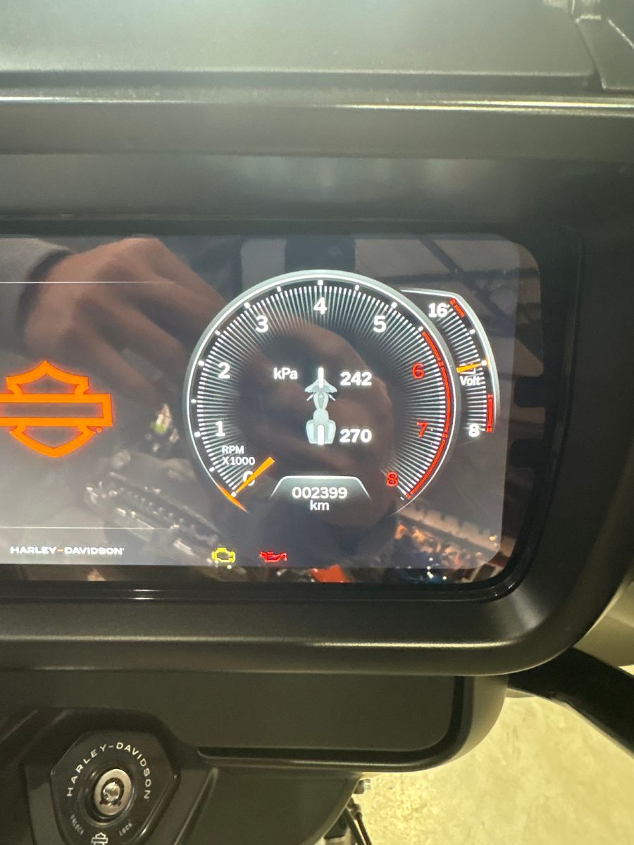 Fahrzeugabbildung Harley-Davidson Street Glide Ultra